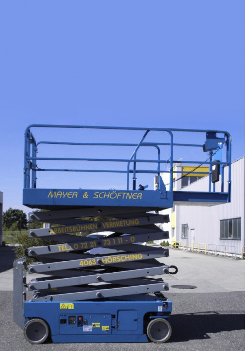 blaue kleine Elektro-Scherenarbeitsbühne mit 10 Meter Arbeitshöhe